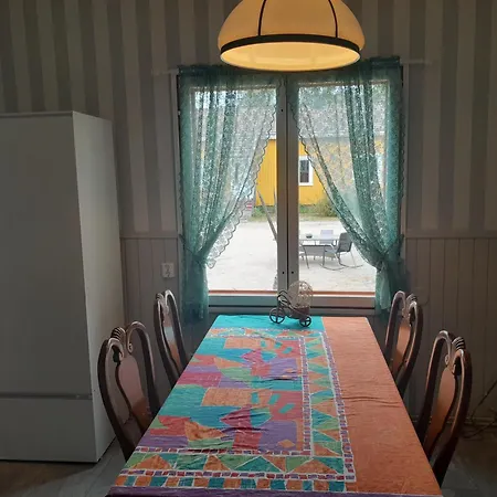 Chalet Saunallinen Talo 5-tien Varrella, Yksityinen Ranta *